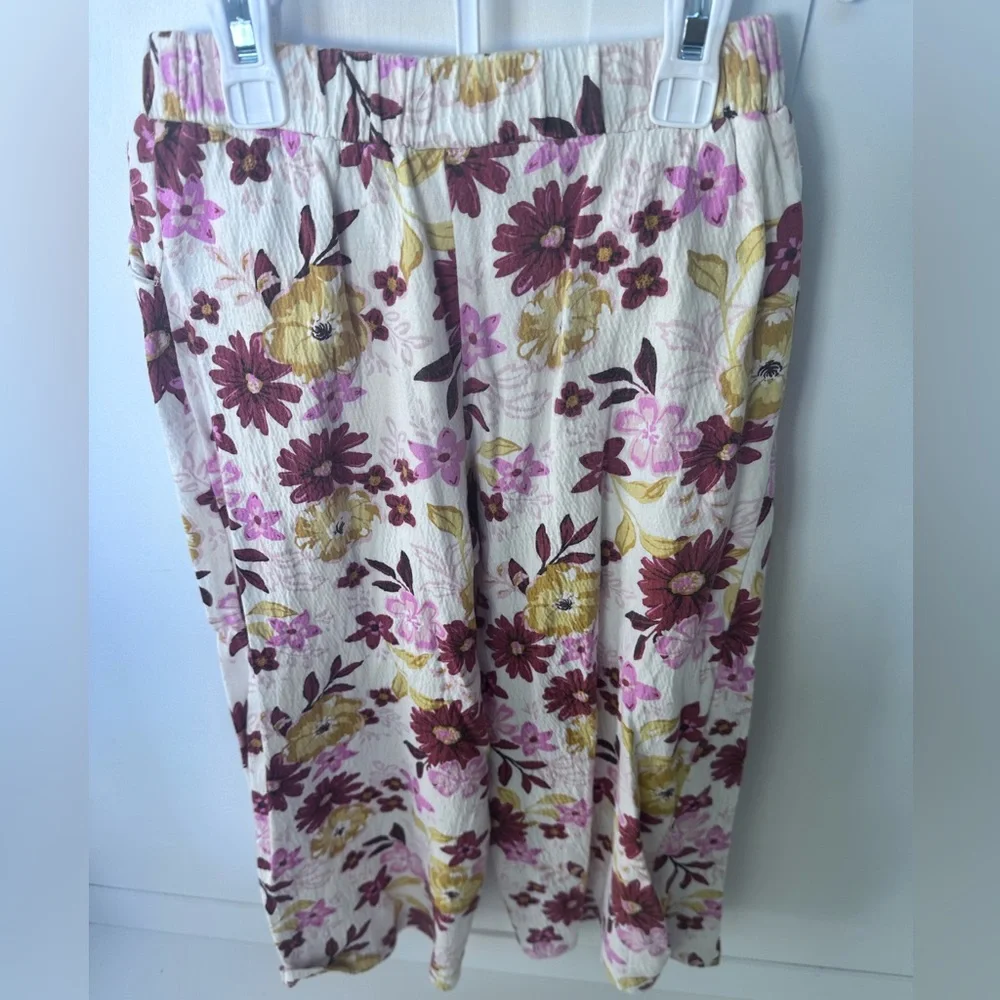 Sigred Olsen Kids Floral 2 piece matching set open back size S (5/6)